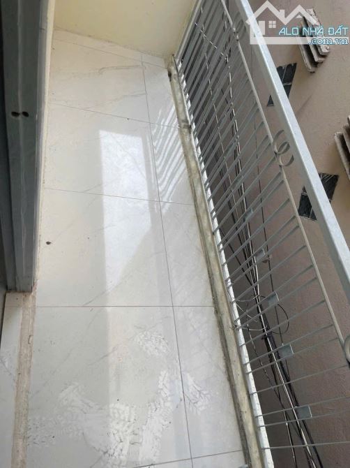 BÁN NHÀ TÂN THÀNH, QUẬN 5 – 2TỶ 990 – DÒNG TIỀN TỐT CHO THUÊ 8tr/THANG-VỊ TRÍ ĐẸP - 4