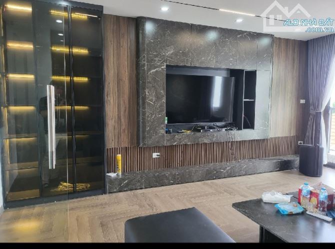 13.x tỷ/ 42 m2 /7  tầng/ 4.8 M tiền / Gara Ô tô/ 1 Nhà Ra phố - 4