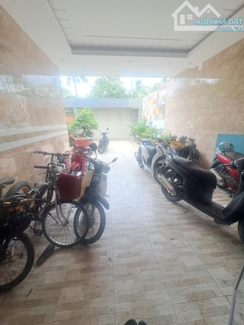 Biệt thự sân vườn 10x23m, An Phú Đông, Q.12 - 4