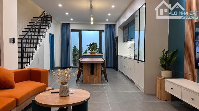 NHÀ KIỆT Ô TÔ NGUYỄN PHƯỚC NGUYÊN - nhỉnh 5 tỷ - 4