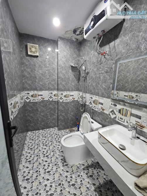 Cho thuê nhà phố Huỳnh Tấn phát, Thạch bàn, Long Biên 8.5 triệu 33m, 5 tầng full NT, Ô TÔ - 4