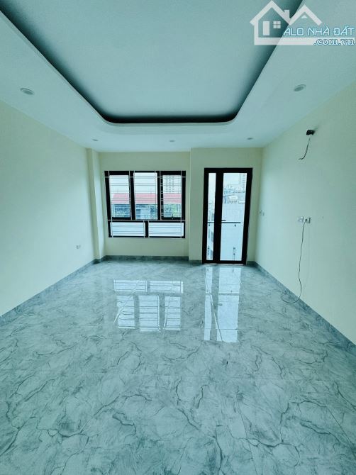 Hiếm. Bán Nhà Bát Khối 6 Tầng Thang Máy, Ô Tô Đỗ Cửa, Vào Nhà, Gần Cầu Vĩnh Tuy Giá 7.x Tỷ - 4