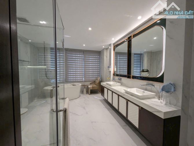 Bán biệt thự khu compound 357A Nguyễn Trọng Tuyển, 9x15m, hầm 4 lầu siêu đẹp - 4
