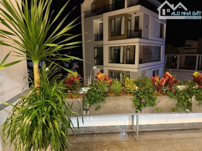 Bán căn nhà Phố thiết kế sang trong, Gần Khu Hoà Bình Hồ Xuân Hương 1km. - 4