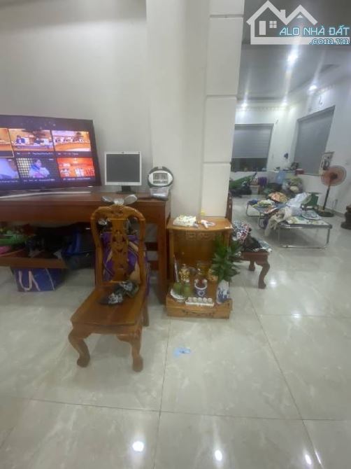 BÁN BIỆT THỰ KHU NAM LONG 2MT PHƯỜNG THẠNH XUÂN QUẬN 12- DT 288m2 (15x20) chỉ 25 tỷ💰 - 4