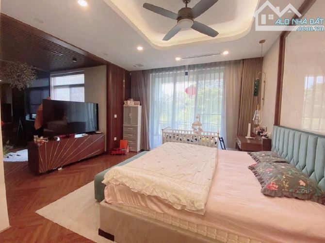 BÁN BIỆT THỰ KĐT CIPUTRA, TÂY HỒ, 230M2, 4 TẦNG, SÂN VƯỜN, HỒ CÁ, BỂ BƠI, NỘI THẤT ĐẸP - 4