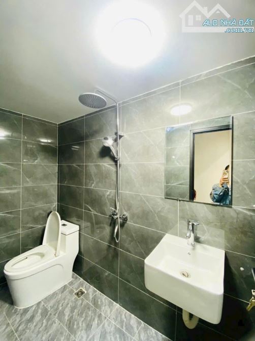 Nhà đẹp Tây Mỗ 5 Tầng, 3 ngủ, 4 wc, đầy đủ nội thất, sân để xe, ô tô đỗ giá 5.2 tỷ - 4
