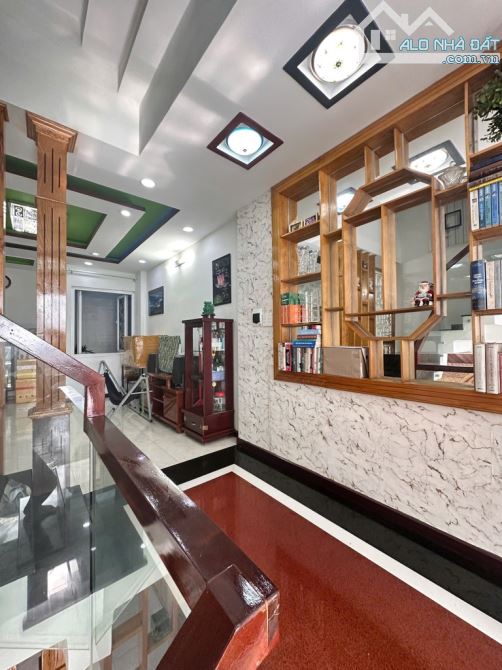 Nhà bán, 4m x 14m, đường 10m, 4 tầng  Thạnh xuân 22, giá 5.5 tỷ - 5
