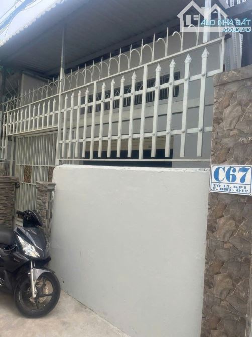 CẦN BÁN GẤP NHÀ C4 NGAY NGÃ TƯ CHỢ CẦU ĐI BỘ QUA GÒ VẤP CHỈNH NHỈNH 4T - 5