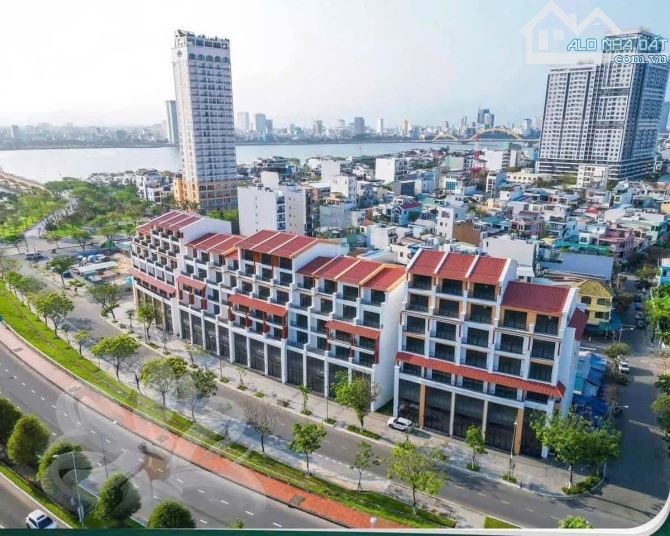 Căn góc 3PN – View sông & pháo hoa mãn nhãn – Tầng 12, Sun Cosmo - 5