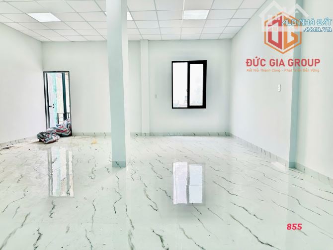 Cho thuê toà nhà mặt tiền đường Đồng Khởi dtsd 500m2 - 5