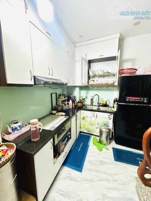 VĨNH HƯNG 34m x 5T - GẦN PHỐ - OTO NHỎ ĐÔC CỬA - TIỆN ÍCH XUNG QUANH CHỈ 6.2 tỷ - 5