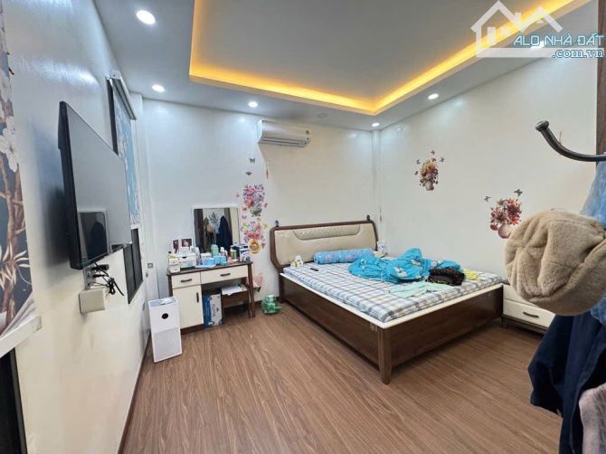 ĐỘC NHẤT 5 TẦNG BÁN NHÀ THỤY PHƯƠNG GẦN 50 MÉT VUÔNG, CHỈ NHỈNH 6 TỶ - 5