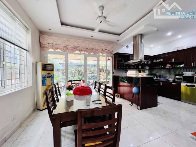 Siêu BT Khu Làng Việt Kiều Châu Âu HĐ Đẳng Cấp Nhất Rẻ Nhất 200m2 3T Mt 9m SDCC Cất Két - 5