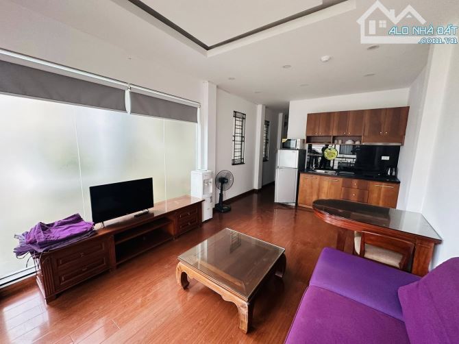Nhà đẹp ở luôn Linh Lang Ba Đình. Sổ vuông 52m, 6 tầng MT3m6 Giá 24 tỷ - 6