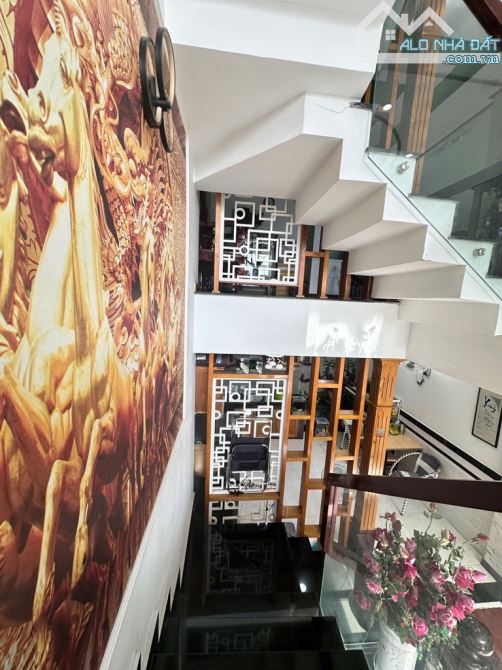 Nhà bán, 4m x 14m, đường 10m, 4 tầng  Thạnh xuân 22, giá 5.5 tỷ - 6