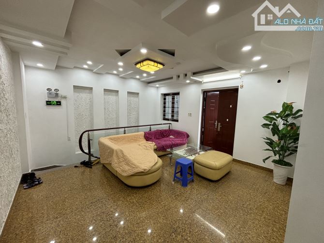 Bán Nhà Mặt Đường Ngô Gia Tự Lô Góc Kinh Doanh Sầm Uất - 6