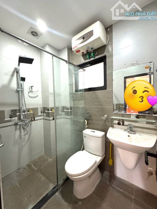 BÁN NHÀ HẠ YÊN QUYẾT 8,2 TỶ 35m 5 TẦNG MT 5,5m NHÀ MỚI GẦN PHỐ Ô TÔ ĐỖ CỬA DÒNG TIỀN - 6