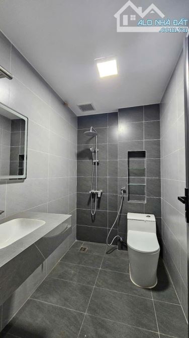 BÁN NHÀ LÝ SƠN – GARA Ô TÔ – NỞ HẬU - Ở NGAY – 48M2 CHỈ 12,9 TỶ - 6