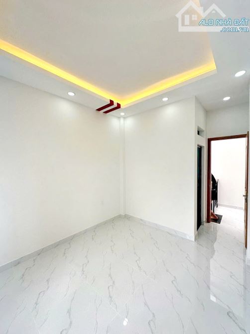 Bán nhà nhỏ 2 lầu hẻm Âu Dương Lân Phường 3 Quận 8 - 6