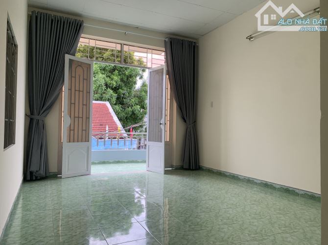 Nhà 2 tầng kiên cố đối diện công viên . Gần chung cư An Thịnh - Vĩnh Hải - 6