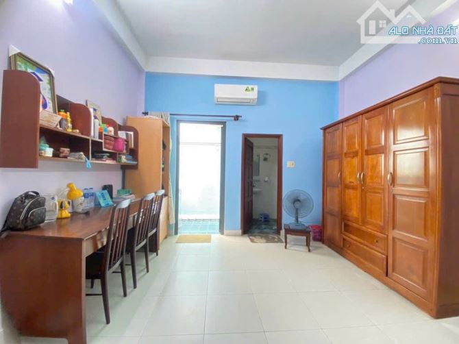 CHỈ 8.X TỶ – 71M² (4X17M) – 4 TẦNG – SÁT NGUYỄN OANH – ĐƯỜNG 6M XE HƠI NGỦ NHÀ – DÒNG TIỀN - 6
