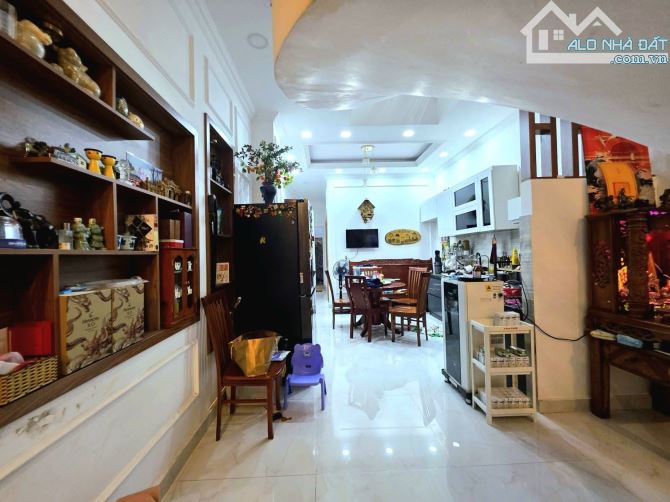🍍chỉ 6,8 tỷ (CÒN BỚT)🥑Nhà đẹp, Phong thuỷ tốt 94m2, 3 Tầng - Xe tải Long Trường, Thủ Đức - 7