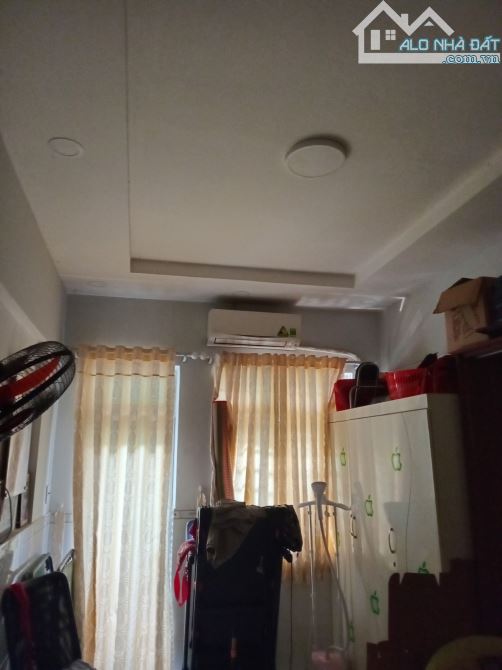 Bán gấp nhà 31m2. 3 tầng Lê Trọng Tấn . Tây Thạnh. Tân phú. 4T TL - 7