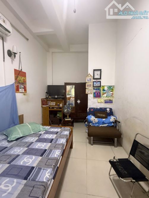 TRUNG TÂM P11 PHÚ NHUẬN, SD 68M2 NGANG ĐẸP HƠN 5M - 4 TẦNG - 6PN, NỞ HẬU TÀI LỘC GIÁ TL - 7