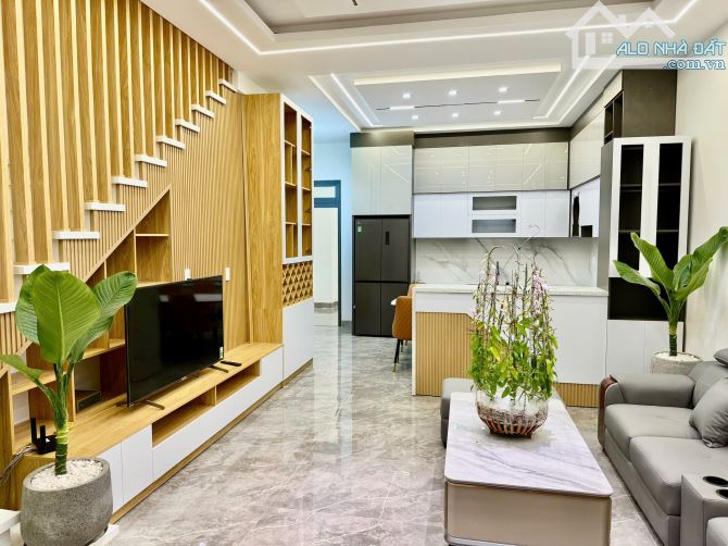 CẦN BÁN NHÀ PHỐ MẶT TIỀN CỔ LOA P.2, ĐÀ LẠT VỊ TRÍ ĐẸP TRUNG TÂM THÀNH PHỐ - 7