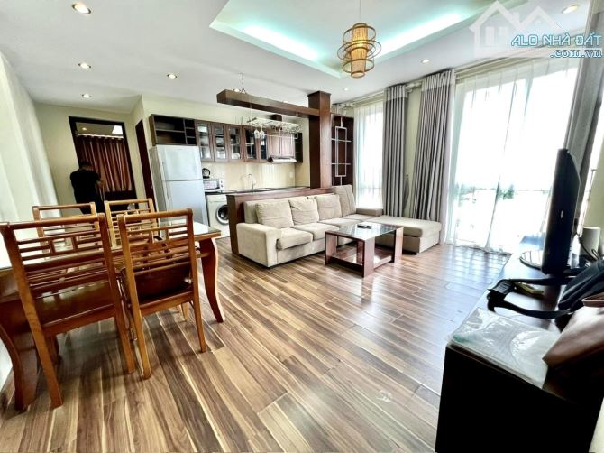 Bán Tòa  APARTMENT Xuân Diệu lô góc thang máy, Dt 75m2, mt 14m, ô tô đỗ cửa. - 9