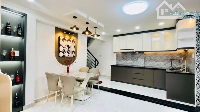 NHÀ ĐẸP PHÚ NHUẬN - FULL NỘI THẤT - NGANG LỚN 7M - 3PN - SỔ CHUẨN - CHỈ 7,xxx TỶ - 9