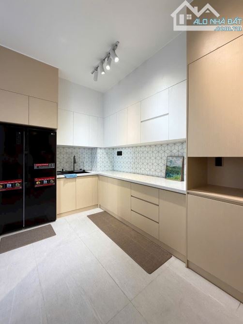6.5❌9m, BÁN NHÀ 5 TẦNG, HẺM Ô TÔ, NGUYỄN VĂN KHỐI, P9 GV, 7.49 TỶ TL - 9
