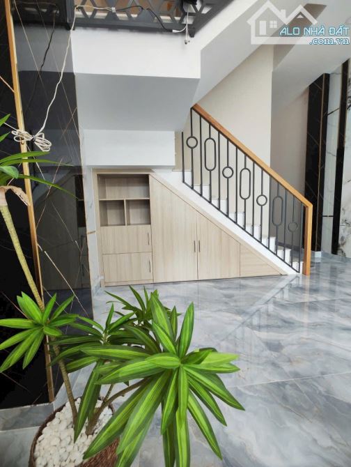 NHÀ PHỐ MT KÊNH TL28, Q.12 – CHỈ CÒN 7,59 TỶ (TL) 5 TẦNG. 7PN. 4.2x30 122m2 gần 400m2 sàn - 9