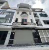 Nhà xây mới độc lập từ móng oto vào nhà và đỗ cửa 2 ,3 chiếc , tại khu phố tây Văn Cao