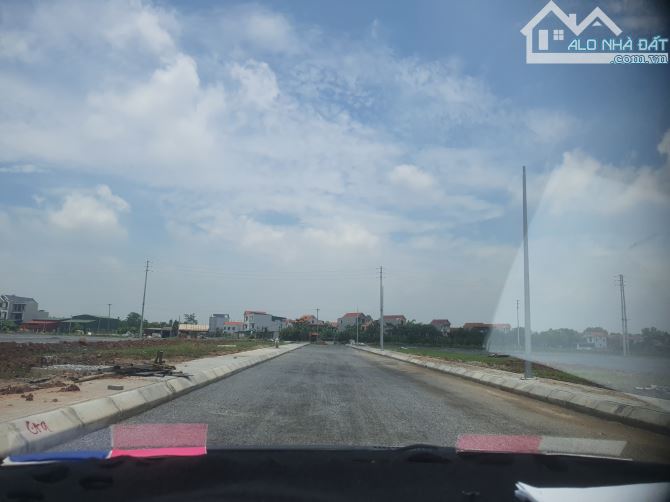 Cty cần bán 6500 m2 đất SXKD CCN Yên Lệnh, chỉ 90 usd/m2