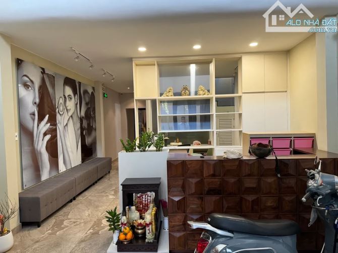 🔥 BÁN GẤP TRONG THÁNG ĐỂ ĐỊNH CƯ – HUỲNH VĂN BÁNH – 110M² – 5 TẦNG – PHÙ HỢP Ở