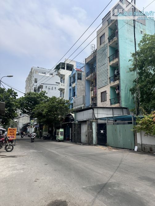 Bán nhà 3 tầng đường Trần bá Giao phường 5 quận gò vấp