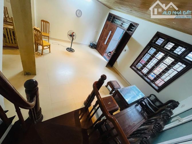 Bán BT 3 Tầng Phố Xuân Đỉnh, Ô Tô Thông, 130m2, Giá 32.5 tỷ