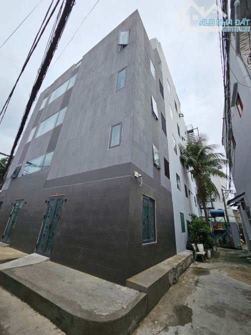 Siêu phẩm CHDV dòng tiền 8%/năm góc 3 MT ngay Lê Đức Thọ Q.Gò Vâp 30x14m 5 tầng gía 39 tỷ.