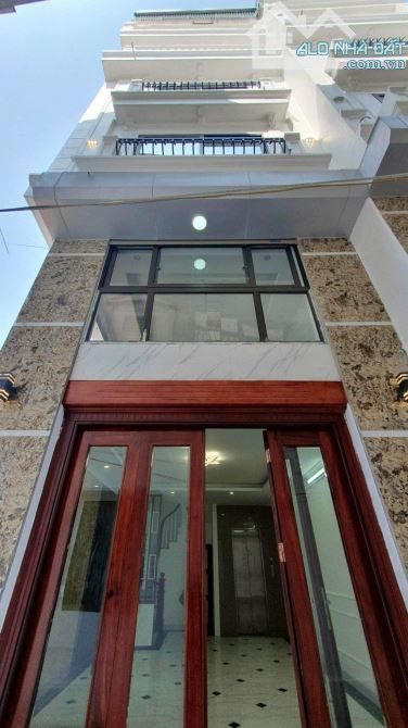 Bán nhà Liên Mạc 34m2x 5T, ô tô 4 chỗ đỗ cổng, nhà mới full nội thất về ở ngay,giá 4,55 tỷ