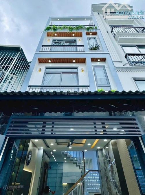 Chủ cần vốn làm ăn cần bán nhà ngay Trần Phú, P4,Quận5-Giá:5tỷ060/63m2(4,5x14)-2 lầu,3PN
