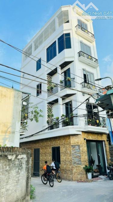 BÁN GẤP NHÀ DÂN XÂY 4 TẦNG GẦN NGÃ TƯ NHỔN ,GA TÀU CAO TỐC ,DT 48M2 GIÁ 6 TỶX CTL
