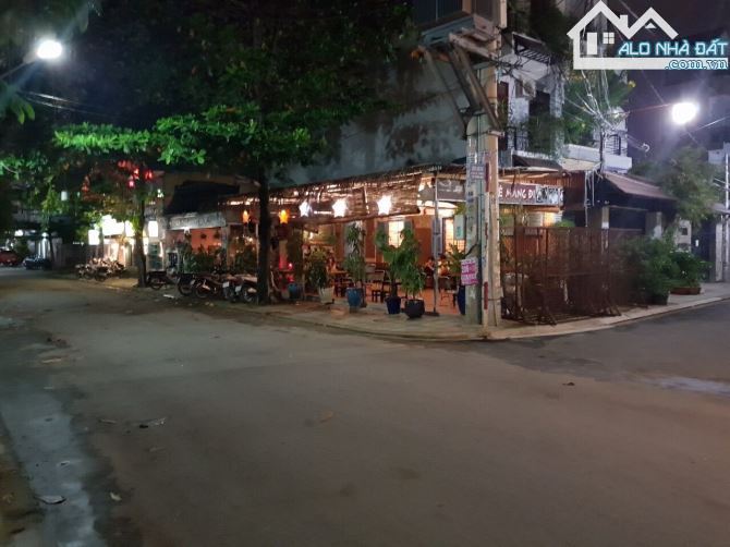 CĂn Góc Khu Lê thị Hồng 5x20m. Đang kinh doanh quán Cà phê giá chỉ 13 tỷTL