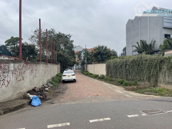 Giá đầu tư!Bán đất Ngọc Thuỵ Dt:459m2 .Ô Tô . Đầu tư . Giá : 26 tỷ