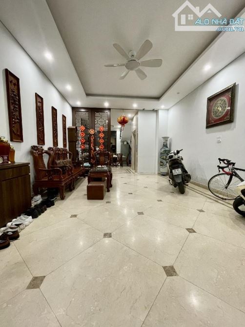 HIẾM P/LÔ THỊNH LIỆT, Ô TÔ - KINH DOANH - VỈA HÈ RỘNG, DT 88m2 x 5T, NHỈNH 16 Tỷ