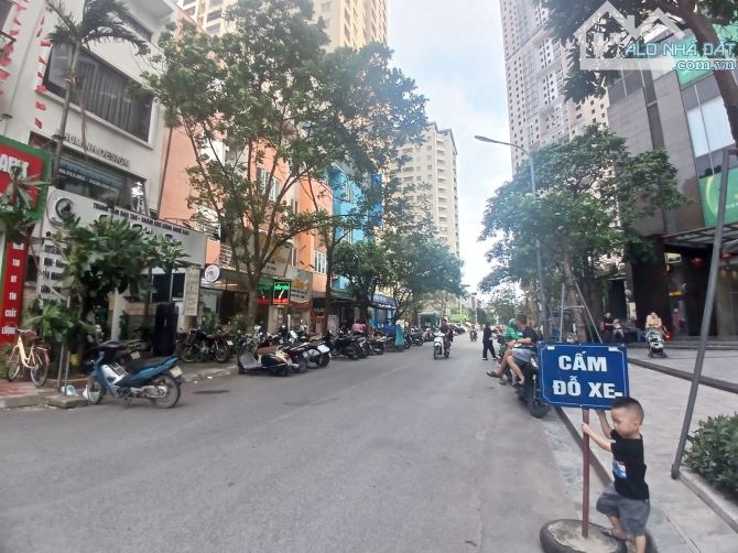 Liền Kề Văn Khê La Khê Hà Đông Vị Trí Víp Ngay Chân Chung Cư KD Đỉnh Của Chóp 83m2 5 Tầng