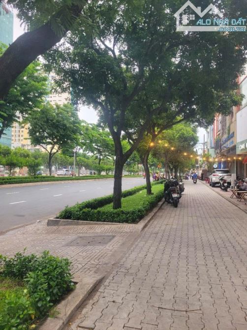 GIÁP QUẬN 1🔥HẺM XE HƠI🔥KHU VIP P.17 - NGUYỄN CỬU VÂN - 💥55M2💥 - CHỈ 6,5 TỶ