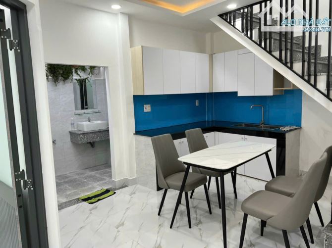 Bán nhà 2 Tầng 44m2, 3 phòng ngủ, Bùi Đình Túy , P.12 giá 4,6 tỷ tl