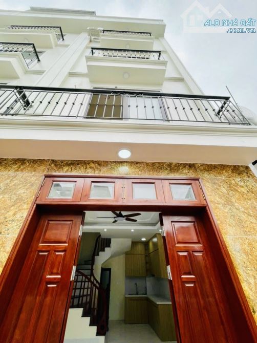 Bay Ngay Này, nhà phố Đàm Quang Trung 30m x 5T, mt 4m, chỉ 5 tỷ. Có TL